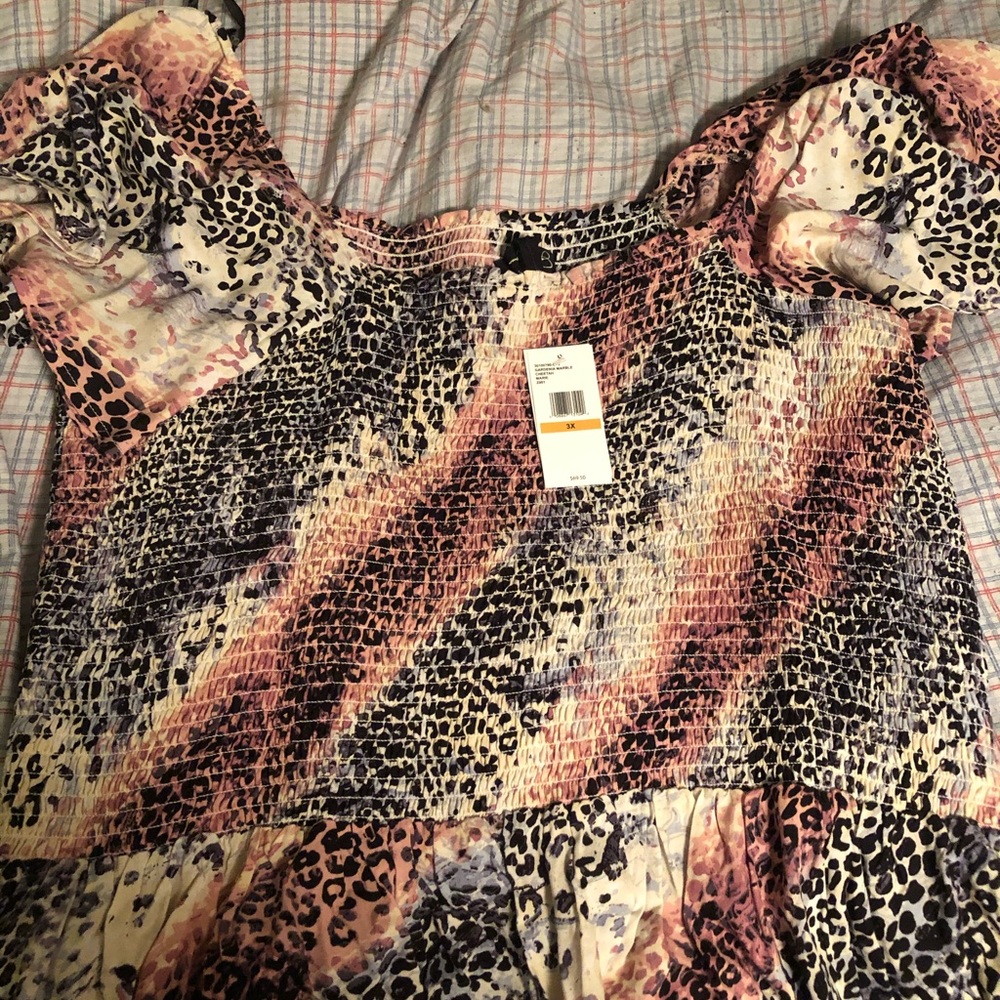 Off-the-shoulder top